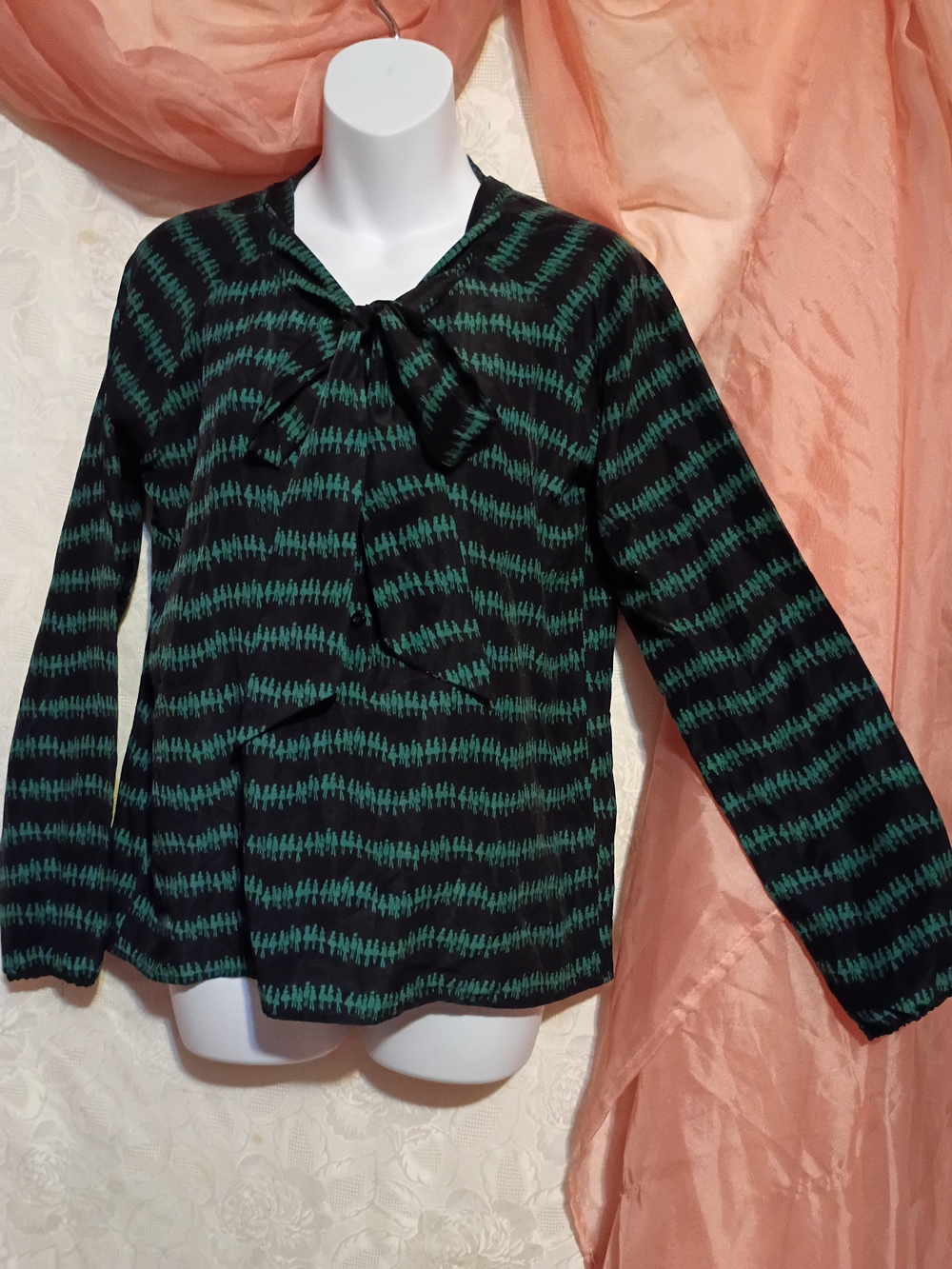 DownEast Ladies Green and Black Striped Tie-Neck Blouse Sz Sm